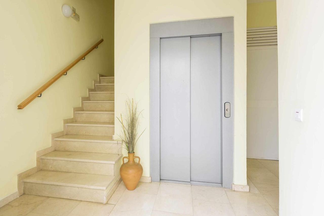 Apartament Pineapple Pena 19 Malaga Zewnętrze zdjęcie